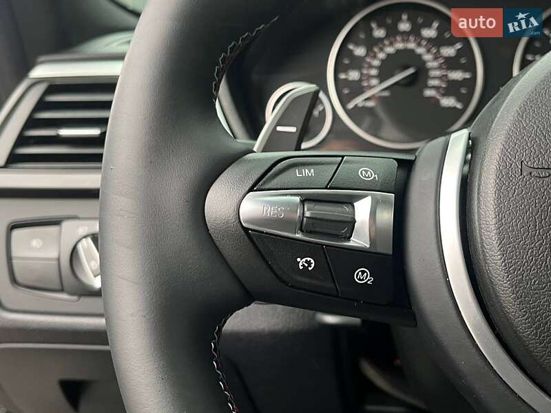 Седан BMW 3 Series 2012 в Львові