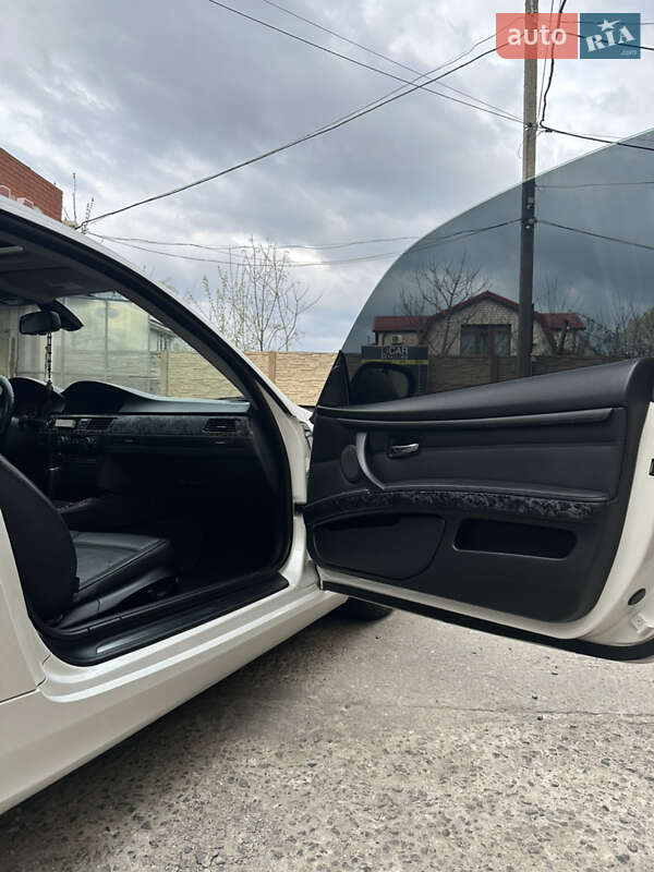Купе BMW 3 Series 2010 в Николаеве