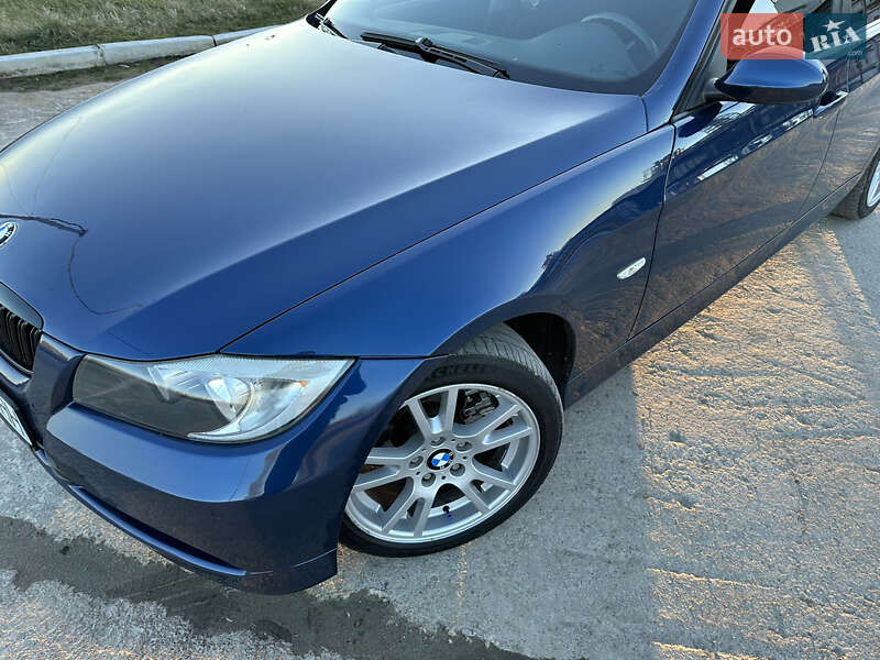 Универсал BMW 3 Series 2006 в Коростене