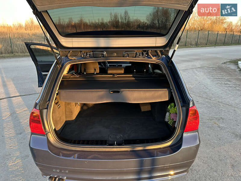 Универсал BMW 3 Series 2006 в Коростене