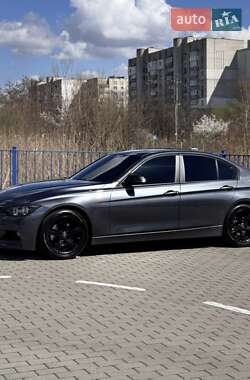 Седан BMW 3 Series 2014 в Львове