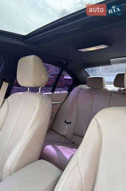 Седан BMW 3 Series 2016 в 
