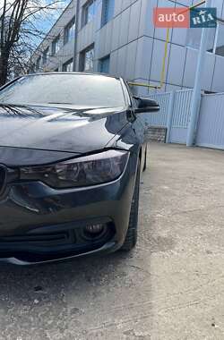 Седан BMW 3 Series 2016 в 