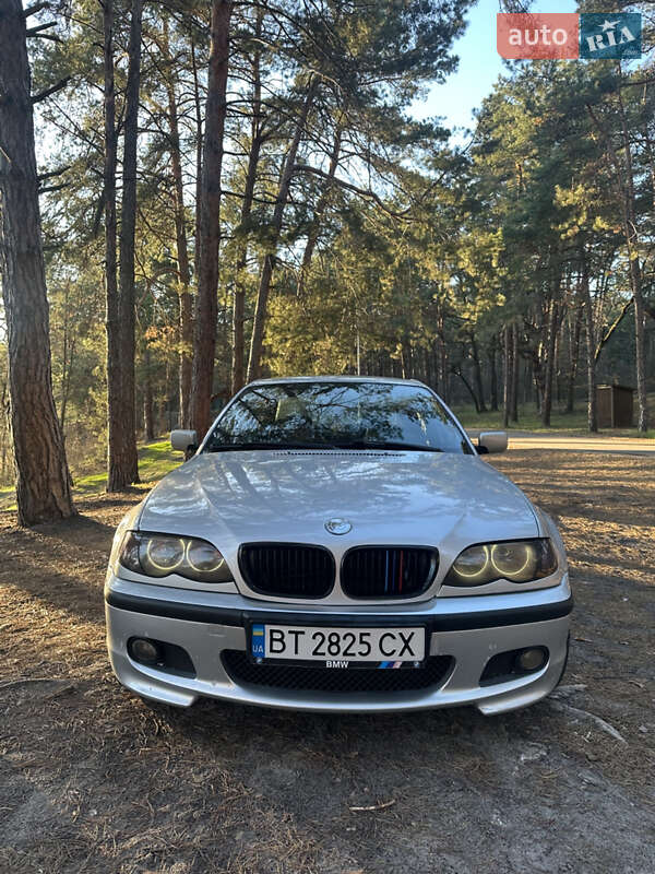 Седан BMW 3 Series 2002 в 