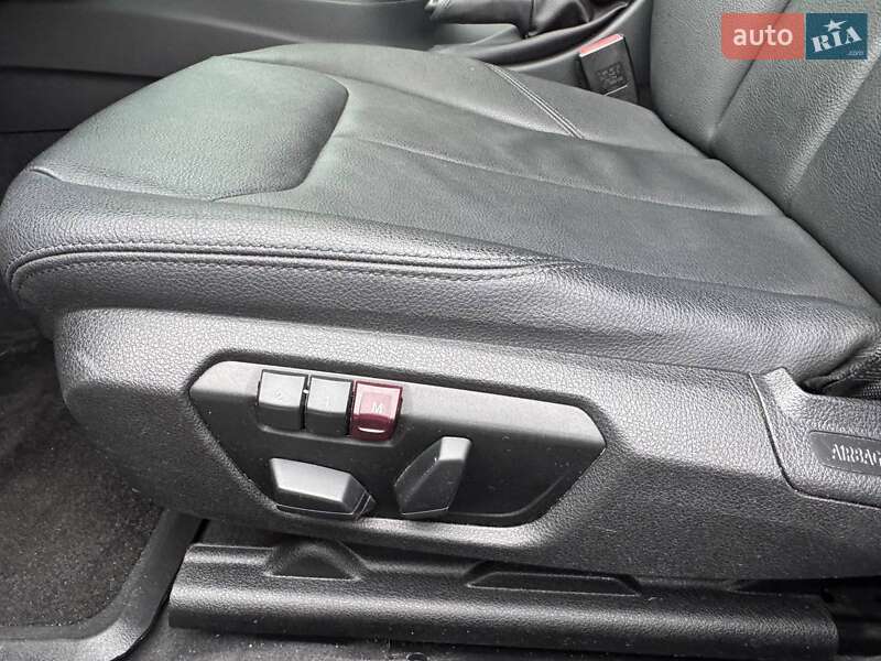 Седан BMW 3 Series 2014 в Киеве