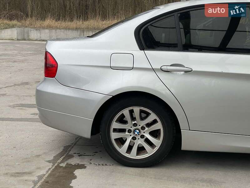 Седан BMW 3 Series 2007 в Киеве
