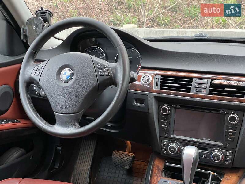 Седан BMW 3 Series 2007 в Киеве
