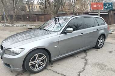 Універсал BMW 3 Series 2011 в 