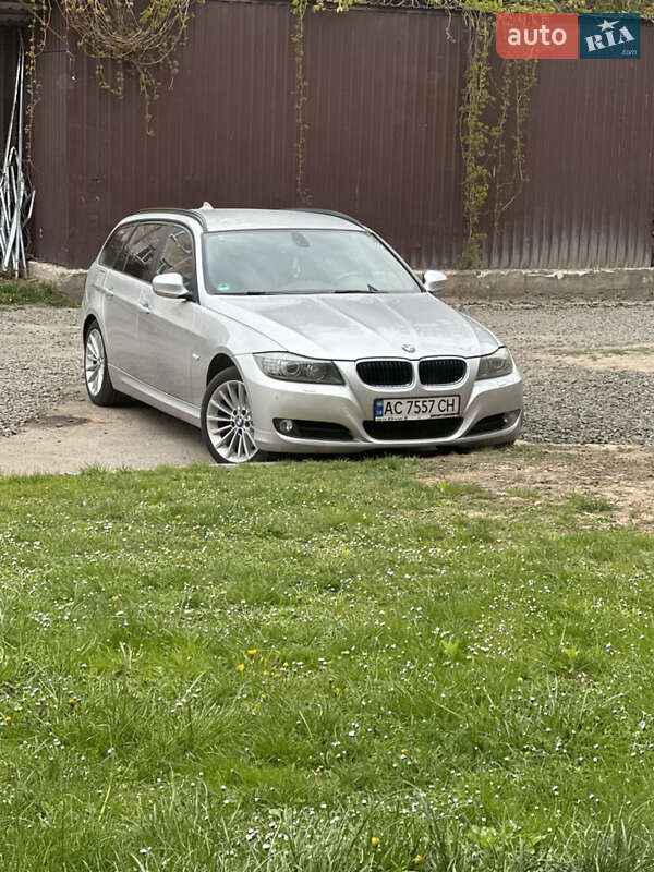 Универсал BMW 3 Series 2010 в Луцке фото 2 Универсал BMW 3 Series 2010 в Луцке