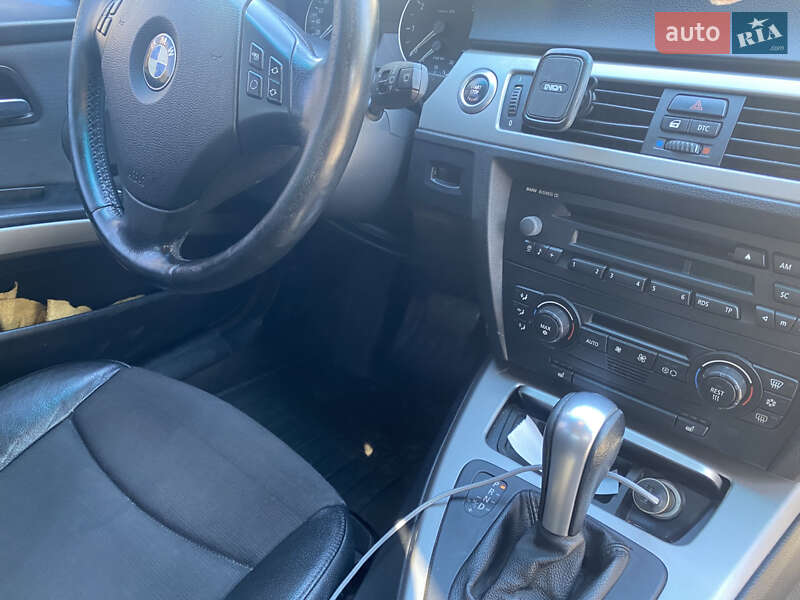 Седан BMW 3 Series 2005 в Харькове