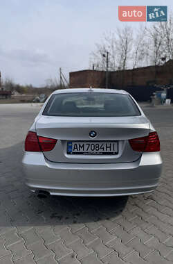 Седан BMW 3 Series 2008 в 