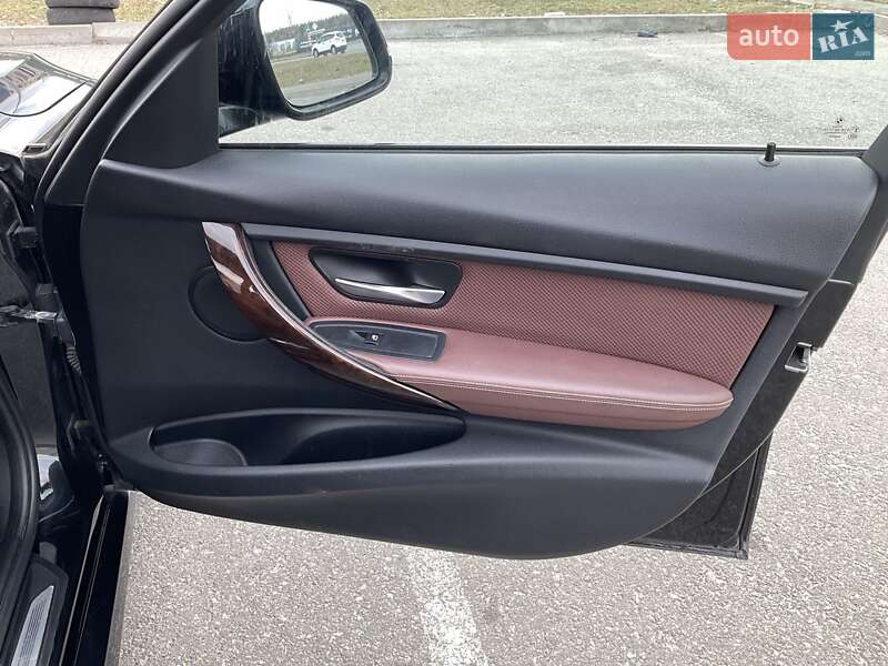 Седан BMW 3 Series 2013 в Киеве