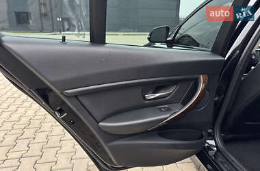 Седан BMW 3 Series 2015 в 