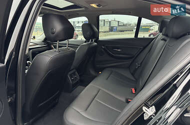Седан BMW 3 Series 2015 в 