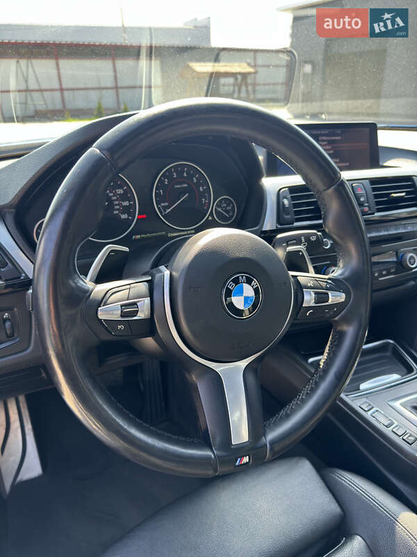 Седан BMW 3 Series 2012 в Дніпрі