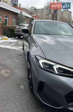 Седан BMW 3 Series 2023 в 