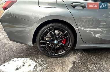 Седан BMW 3 Series 2023 в 