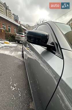 Седан BMW 3 Series 2023 в 