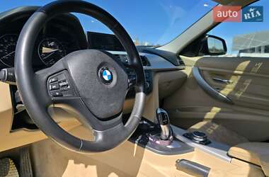 Седан BMW 3 Series 2012 в 