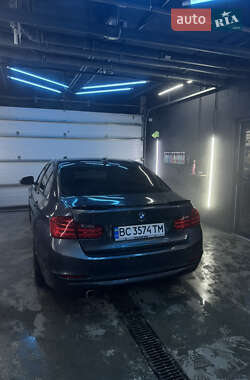 Седан BMW 3 Series 2013 в 