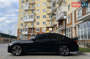 Седан BMW 3 Series 2018 в 