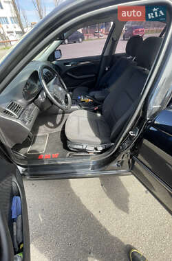 Седан BMW 3 Series 2000 в 