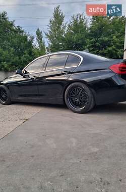 Седан BMW 3 Series 2017 в 