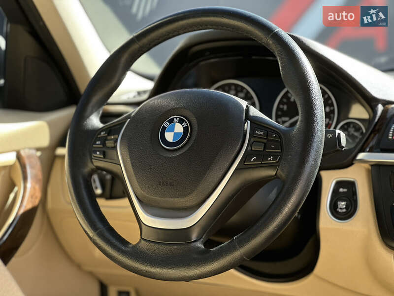Седан BMW 3 Series 2014 в Львове