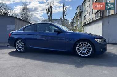 Купе BMW 3 Series 2011 в 