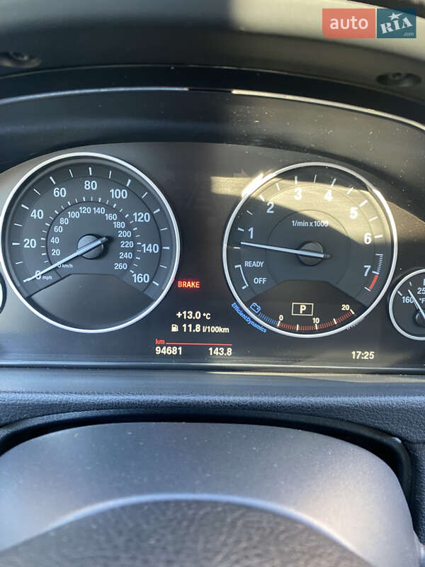 Седан BMW 3 Series 2017 в Николаеве