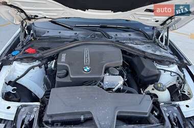 Седан BMW 3 Series 2016 в 