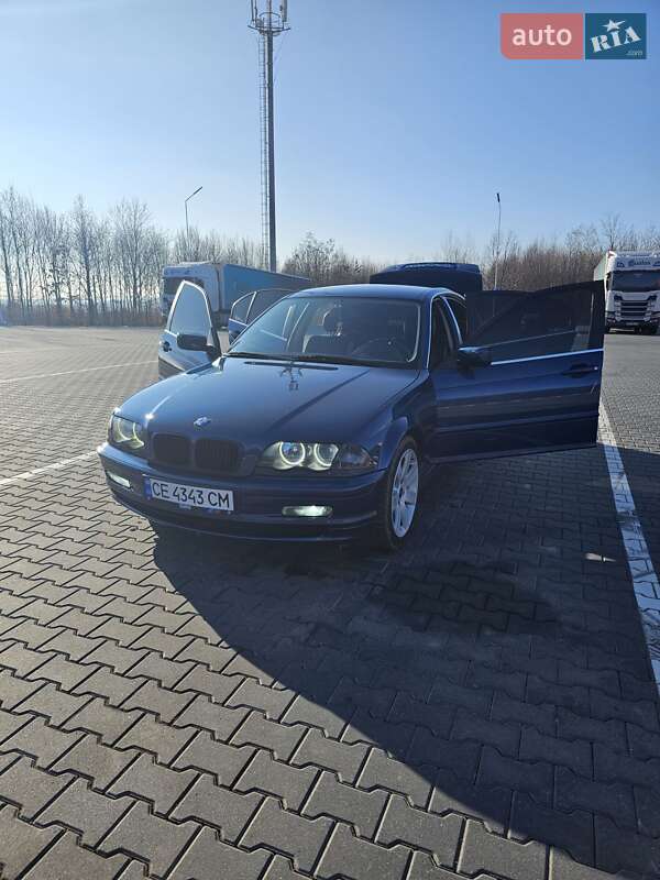 Седан BMW 3 Series 2001 в Глыбокой
