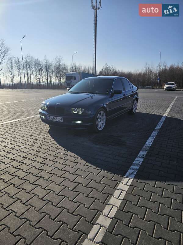 Седан BMW 3 Series 2001 в Глыбокой