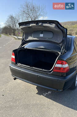 Седан BMW 3 Series 2004 в 