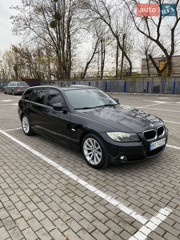 Универсал BMW 3 Series 2010 в 