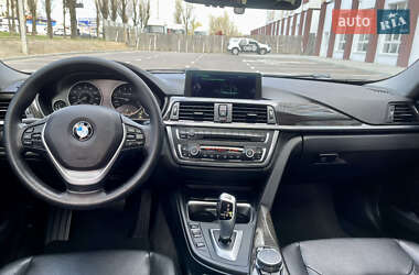 Седан BMW 3 Series 2016 в 
