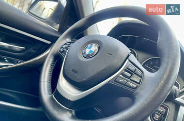 Седан BMW 3 Series 2016 в 