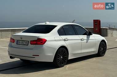 Седан BMW 3 Series 2016 в 