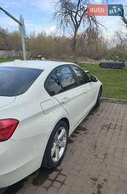 Седан BMW 3 Series 2015 в 