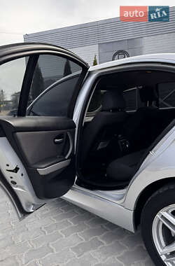 Седан BMW 3 Series 2005 в 