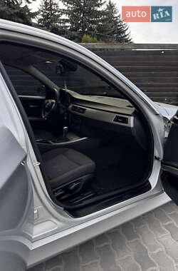 Седан BMW 3 Series 2005 в 