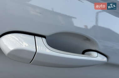 Седан BMW 3 Series 2016 в 