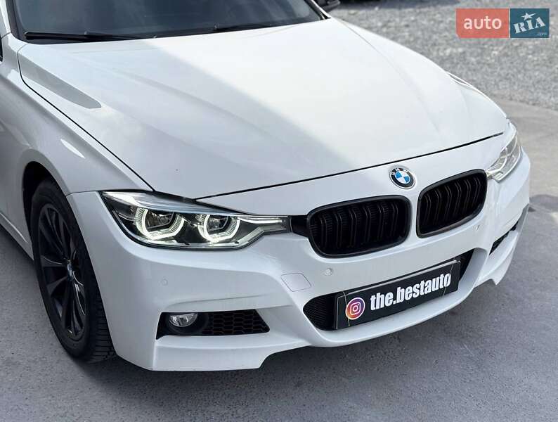 Седан BMW 3 Series 2018 в Ровно