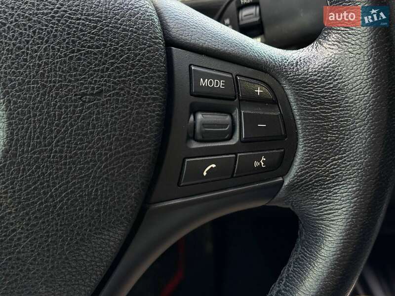 Седан BMW 3 Series 2018 в Ровно