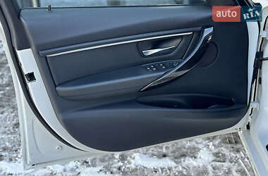 Седан BMW 3 Series 2014 в 