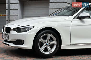 Седан BMW 3 Series 2015 в 