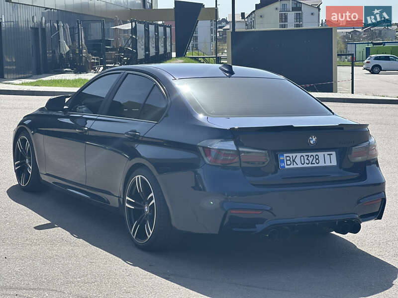 Седан BMW 3 Series 2012 в Ровно
