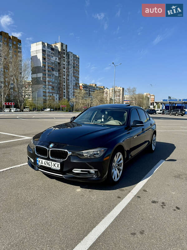 Седан BMW 3 Series 2012 в 
