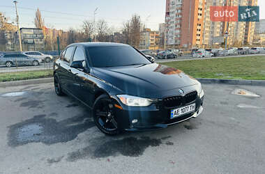 Седан BMW 3 Series 2013 в 
