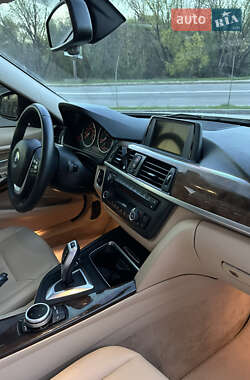 Седан BMW 3 Series 2015 в 